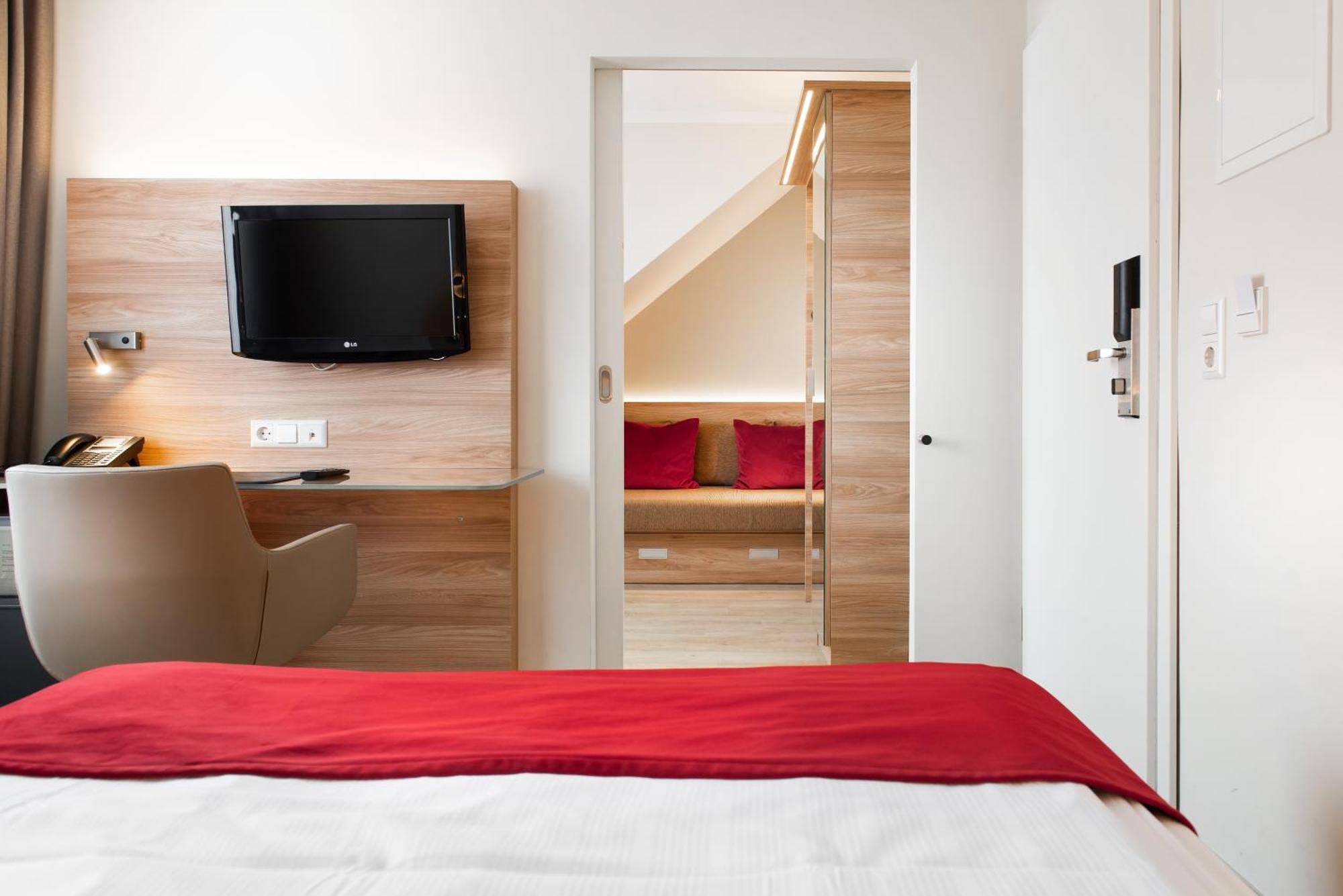 Hotel Koenigshof Am Funkturm Business Hannover Bagian luar foto
